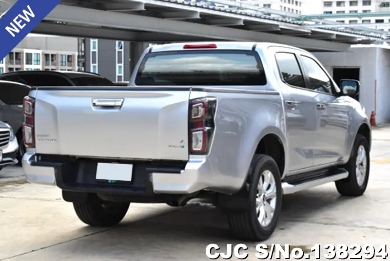 Isuzu D-Max in Silver for Sale Image 1