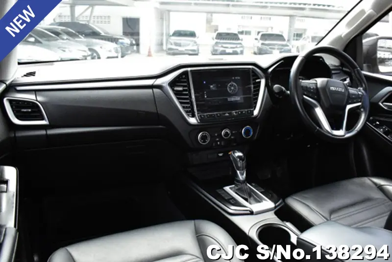 Isuzu D-Max in Silver for Sale Image 3