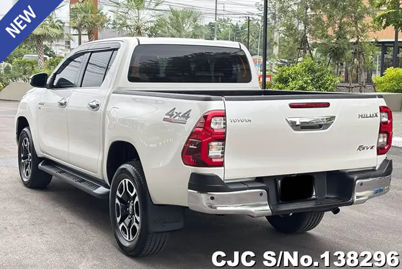 2022 Toyota / Hilux / Revo Stock No. 138296