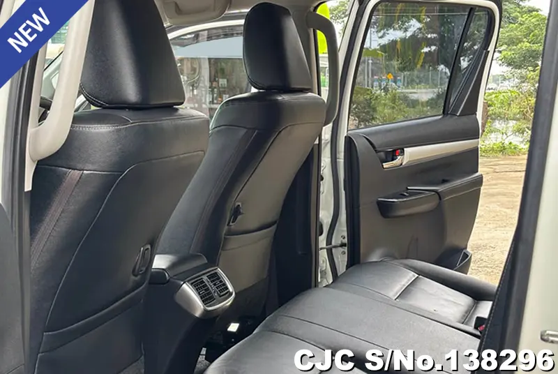 2022 Toyota / Hilux / Revo Stock No. 138296
