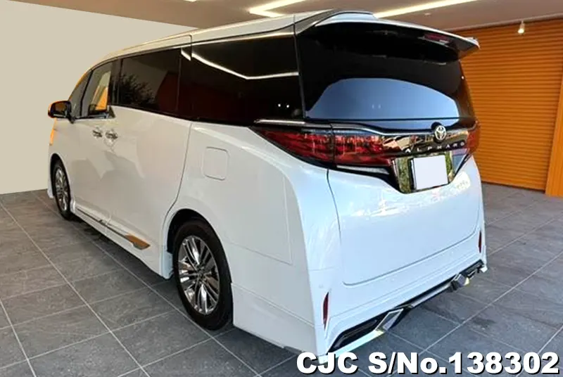 2026 Toyota / Alphard Stock No. 138302