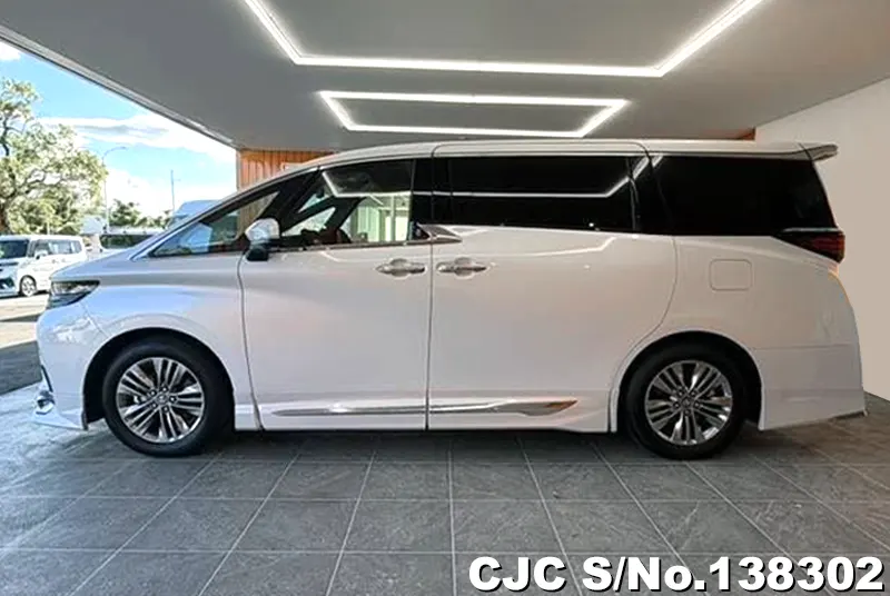 2026 Toyota / Alphard Stock No. 138302