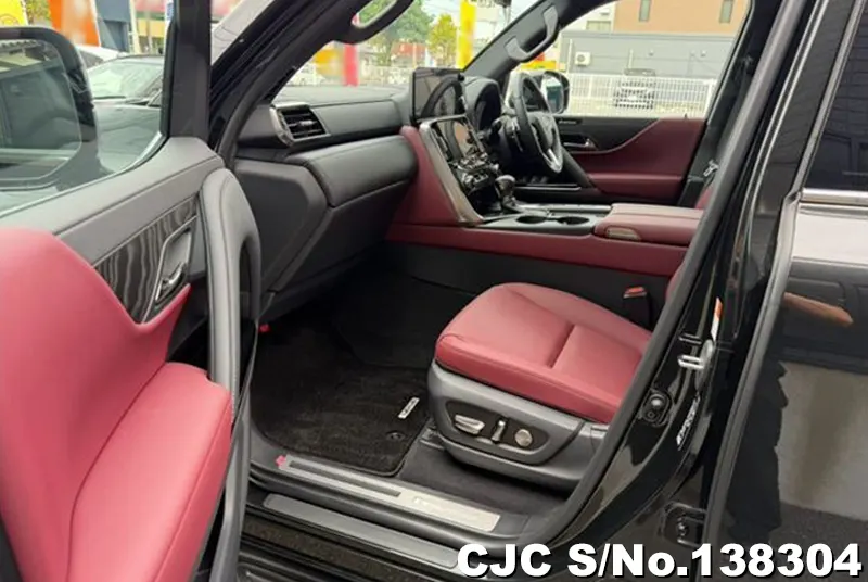2025 Lexus / LX 600 Stock No. 138304