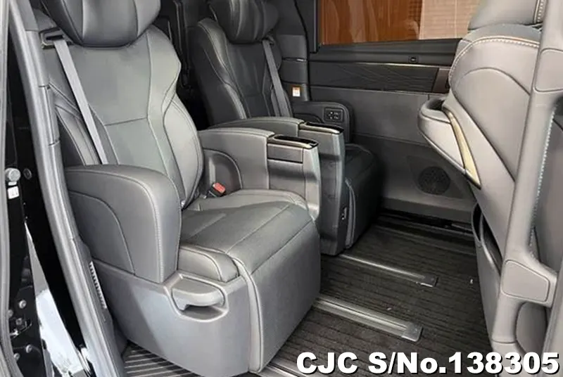 2026 Toyota / Alphard Stock No. 138305