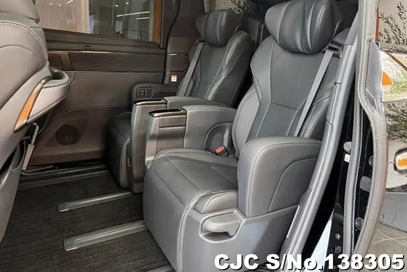 2026 Toyota / Alphard Stock No. 138305