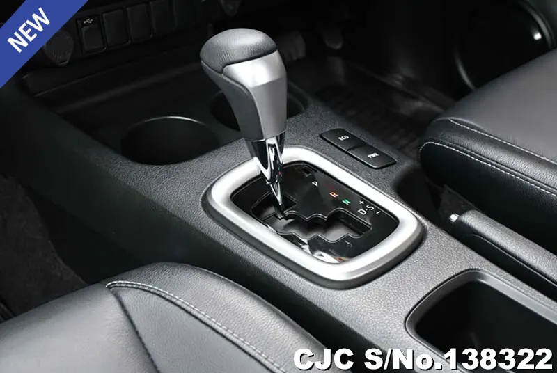 2022 Toyota / Hilux / Revo Stock No. 138322