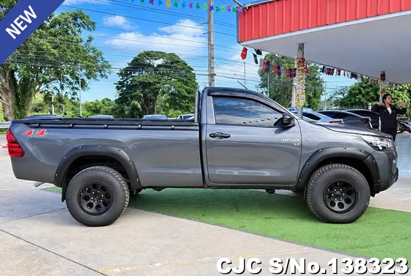 2023 Toyota / Hilux / Revo Stock No. 138323
