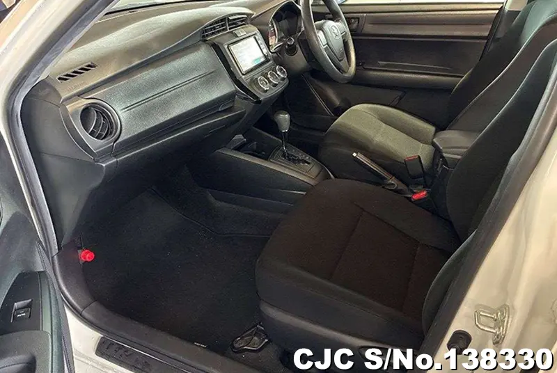 2021 Toyota / Corolla Axio Stock No. 138330