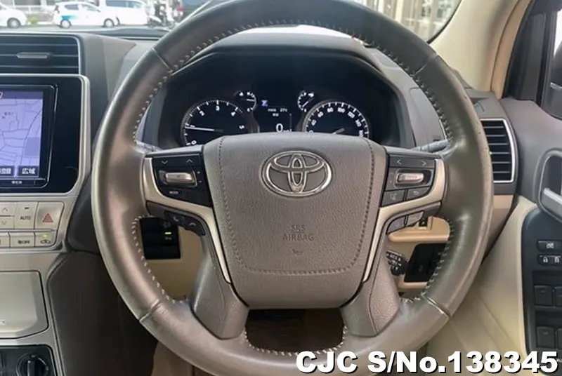 2017 Toyota / Land Cruiser Prado Stock No. 138345