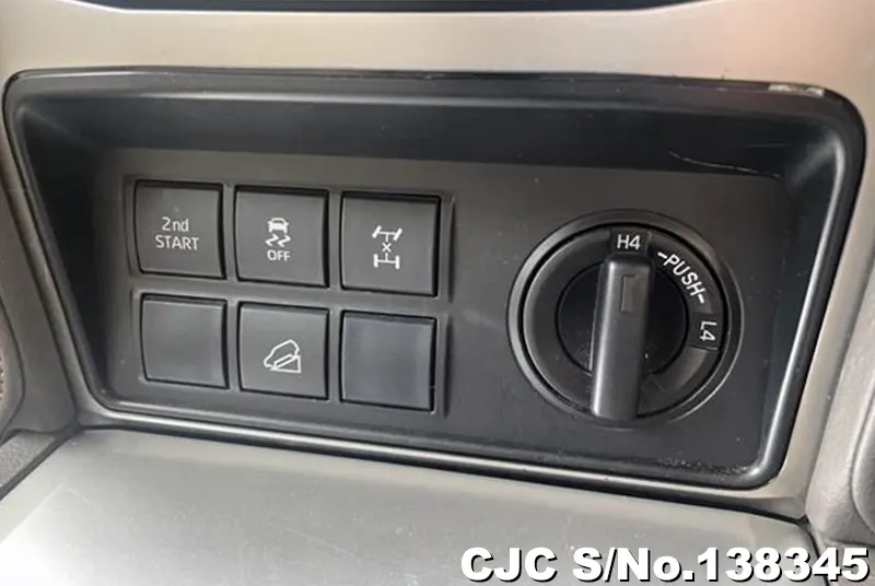 2017 Toyota / Land Cruiser Prado Stock No. 138345