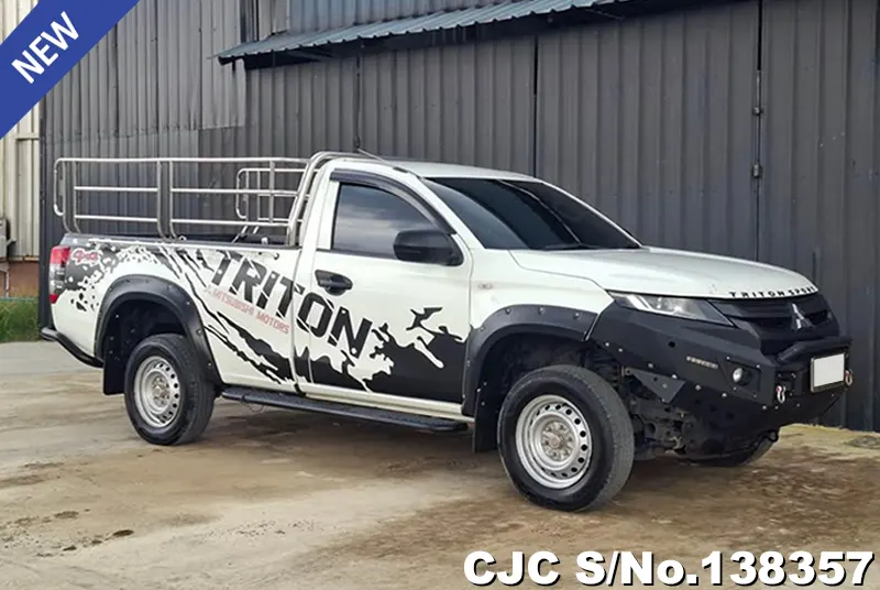 2023 Mitsubishi / Triton Stock No. 138357