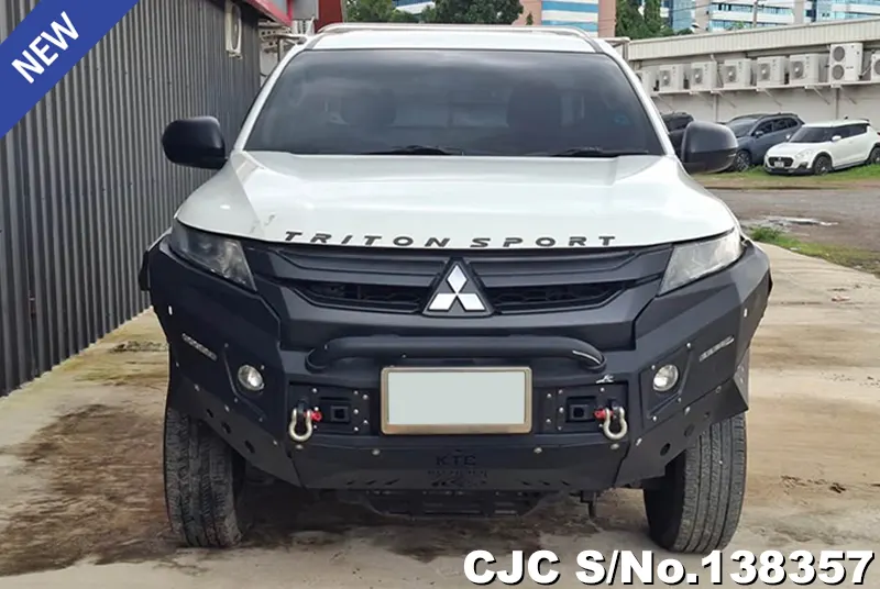 2023 Mitsubishi / Triton Stock No. 138357