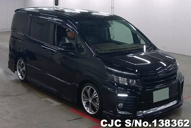 2016 Toyota / Voxy Stock No. 138362