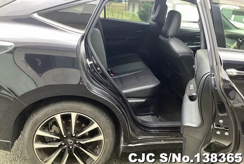 2015 Toyota / Harrier Stock No. 138365