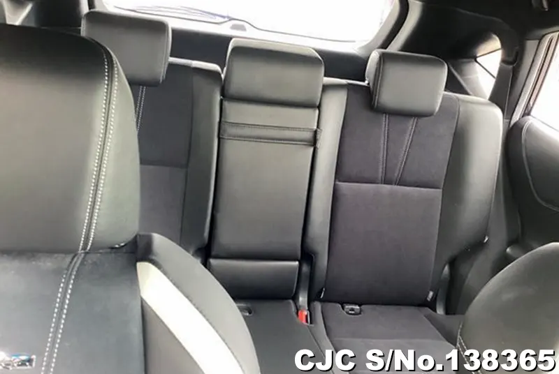 2015 Toyota / Harrier Stock No. 138365