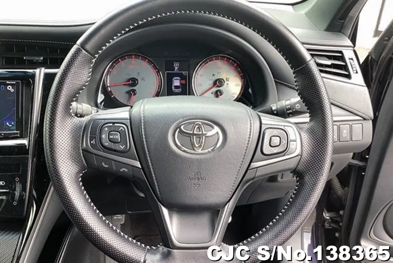 2015 Toyota / Harrier Stock No. 138365