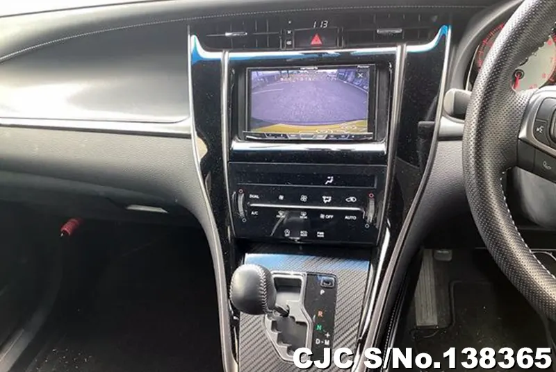 2015 Toyota / Harrier Stock No. 138365