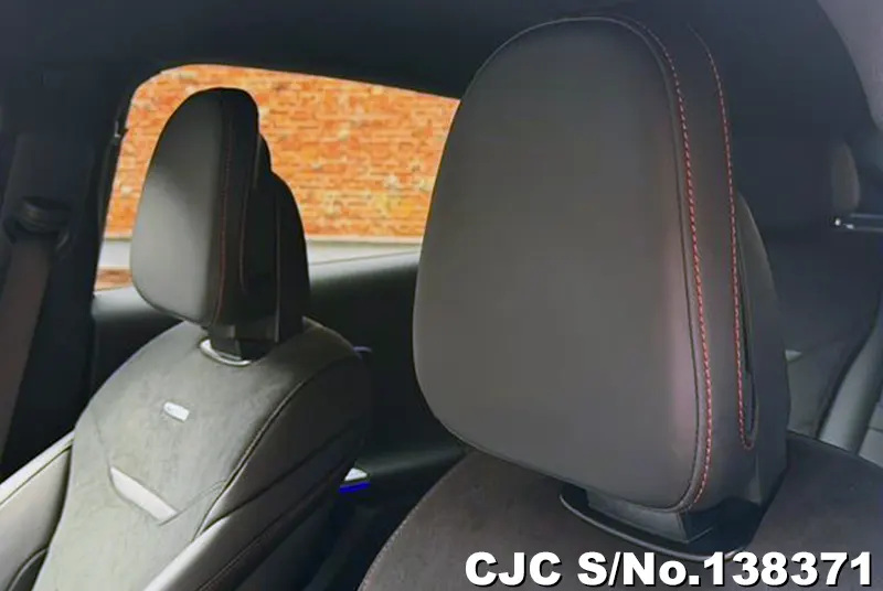 2025 Mercedes Benz / GLC Class Stock No. 138371
