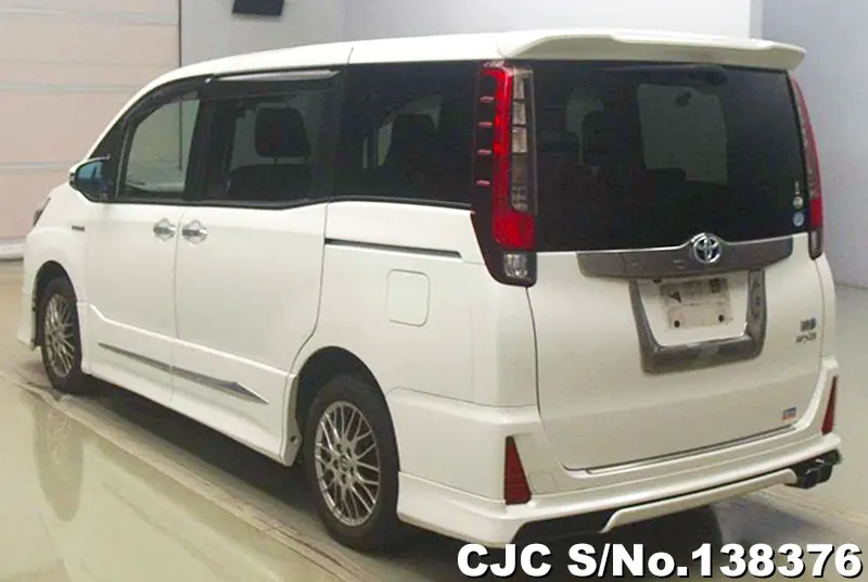2017 Toyota / Noah Stock No. 138376