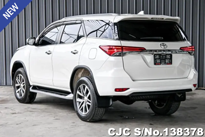 2018 Toyota / Fortuner Stock No. 138378