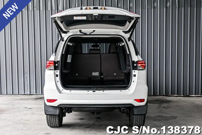 2018 Toyota / Fortuner Stock No. 138378