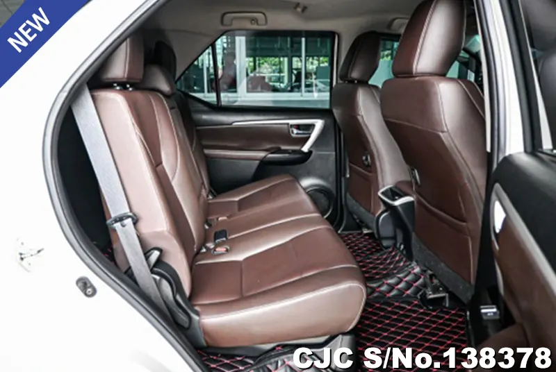 2018 Toyota / Fortuner Stock No. 138378
