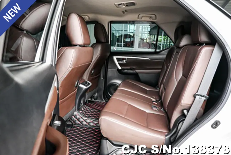 2018 Toyota / Fortuner Stock No. 138378