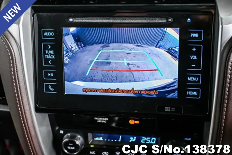 2018 Toyota / Fortuner Stock No. 138378