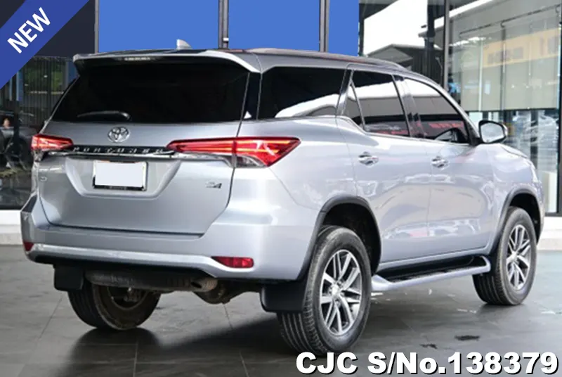 2018 Toyota / Fortuner Stock No. 138379