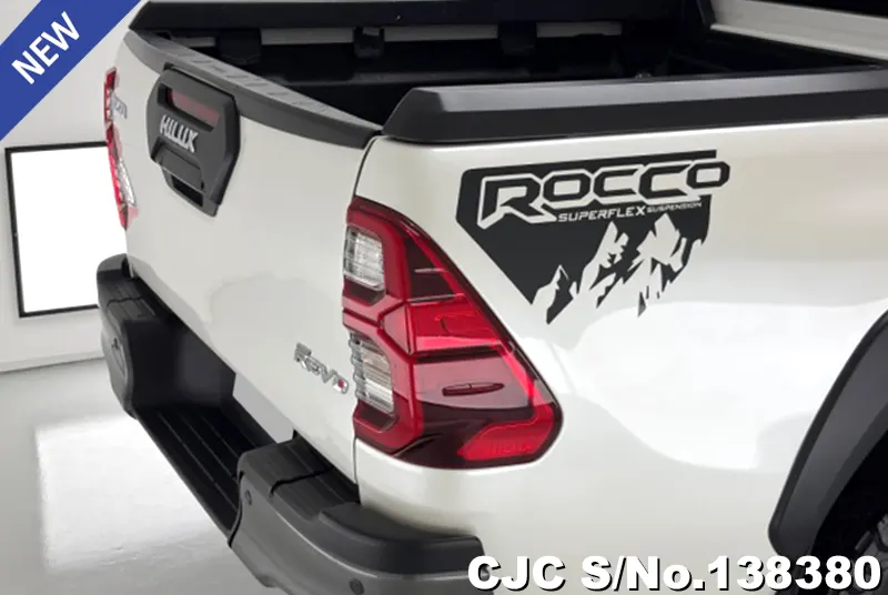 2021 Toyota / Hilux / Revo Rocco Stock No. 138380