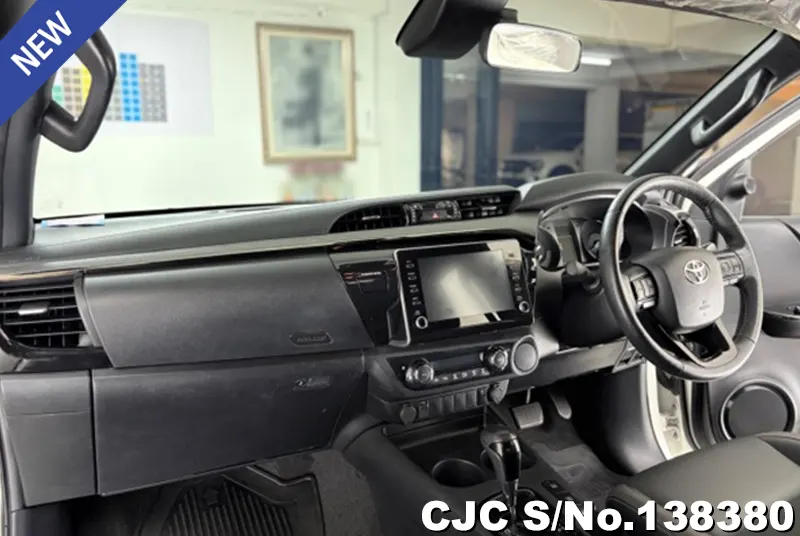 2021 Toyota / Hilux / Revo Rocco Stock No. 138380