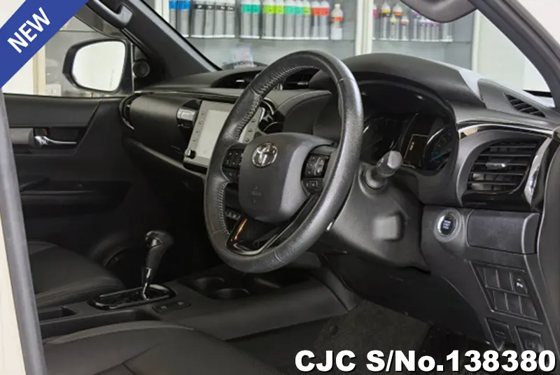 2021 Toyota / Hilux / Revo Rocco Stock No. 138380