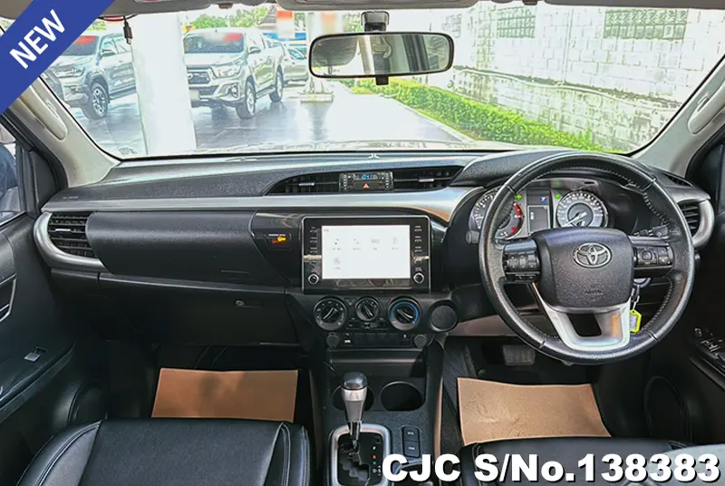 2022 Toyota / Hilux / Revo Stock No. 138383