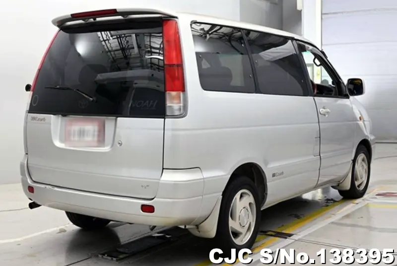 2001 Toyota / Liteace / Noah Stock No. 138395