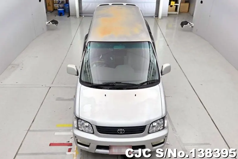 2001 Toyota / Liteace / Noah Stock No. 138395