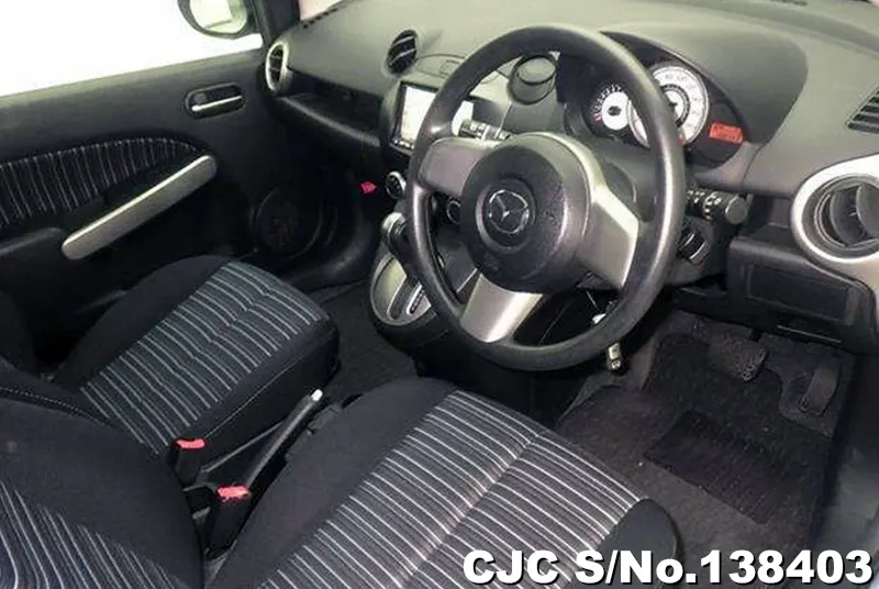 2009 Mazda / Demio Stock No. 138403