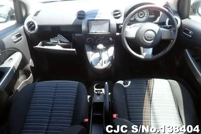 Mazda Demio in White for Sale Image 2