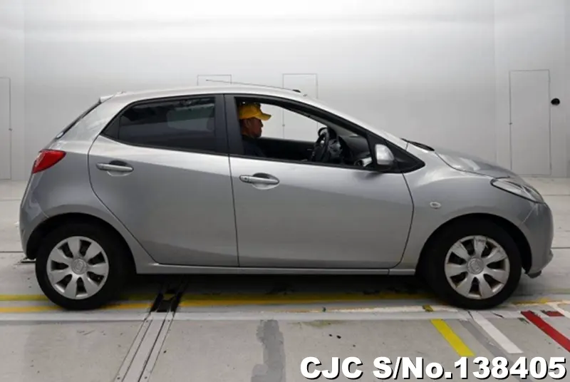 2009 Mazda / Demio Stock No. 138405