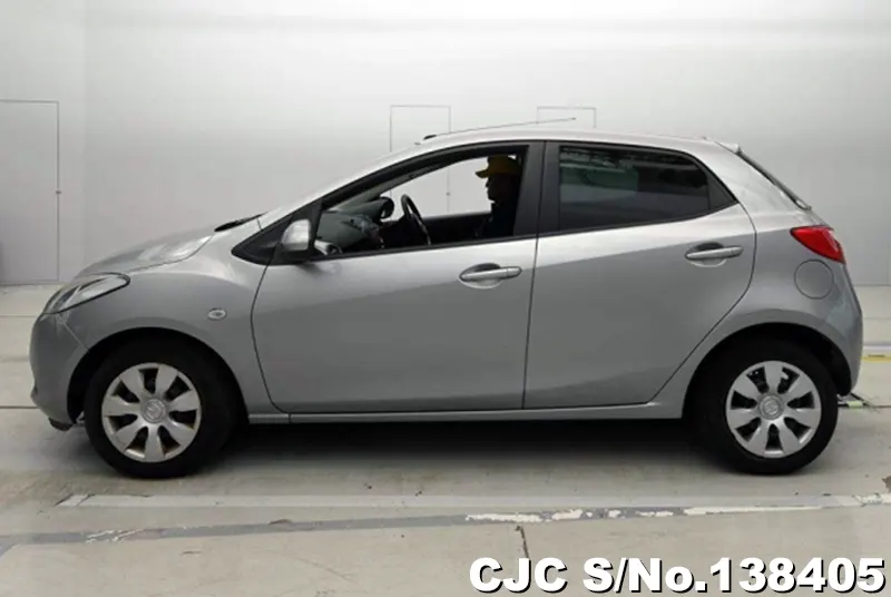 2009 Mazda / Demio Stock No. 138405