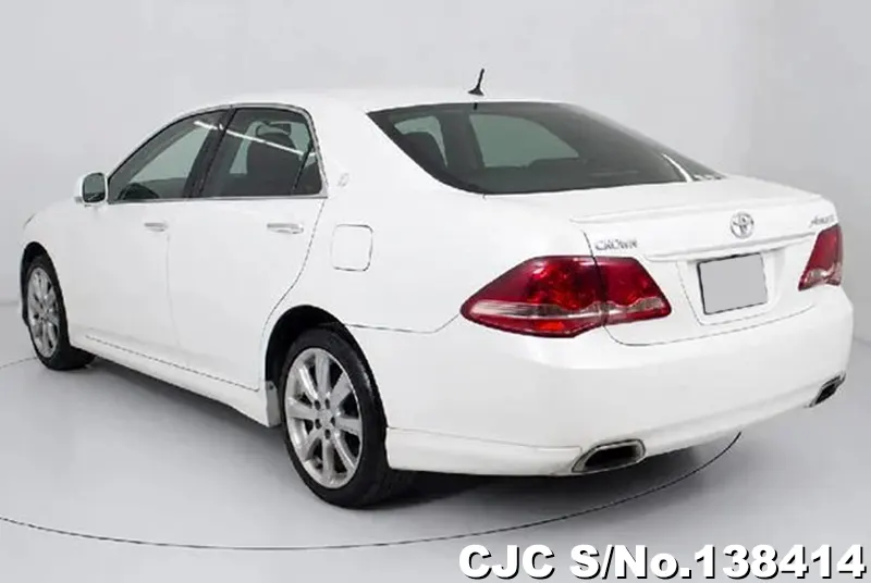 2010 Toyota / Crown Stock No. 138414