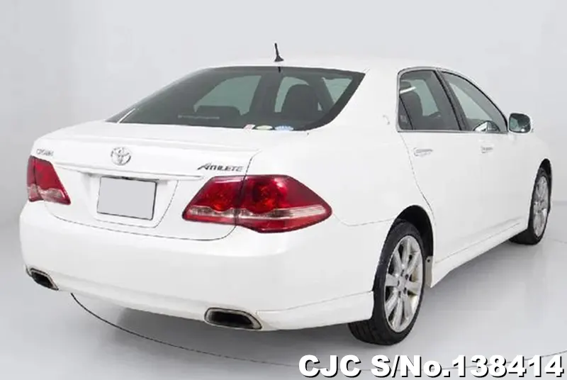 2010 Toyota / Crown Stock No. 138414