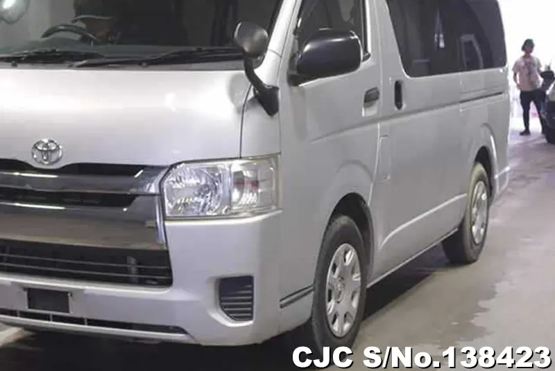 2015 Toyota / Hiace Stock No. 138423