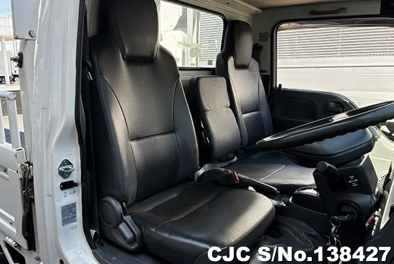 2014 Isuzu / Elf Stock No. 138427