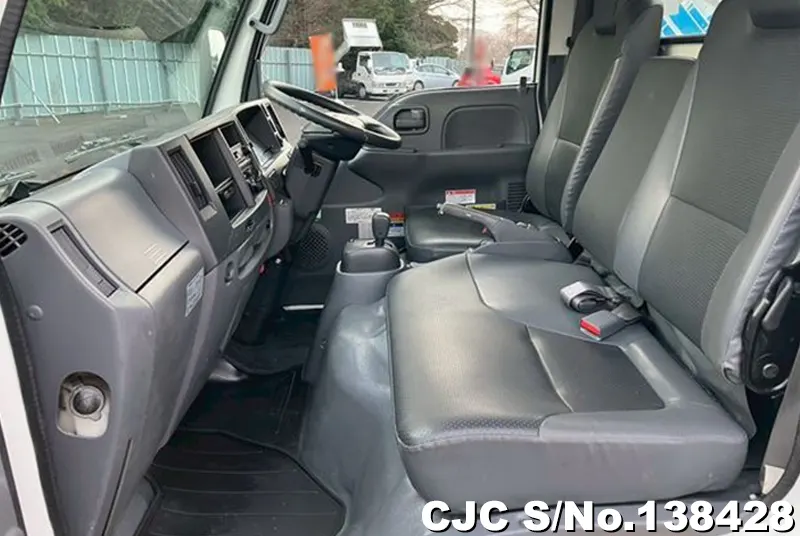 2012 Isuzu / Elf Stock No. 138428