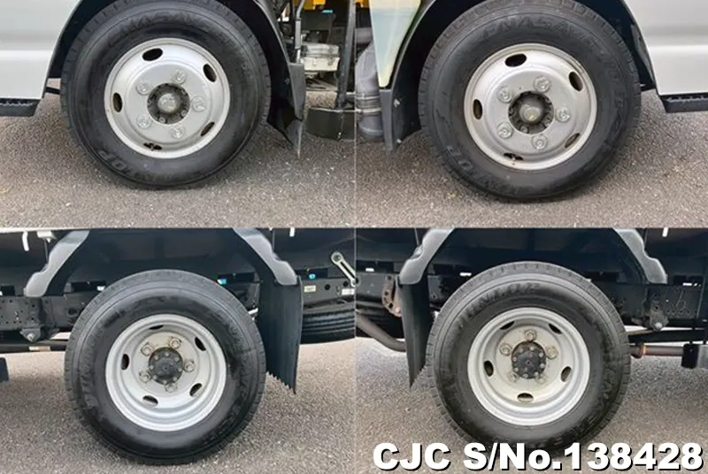 2012 Isuzu / Elf Stock No. 138428