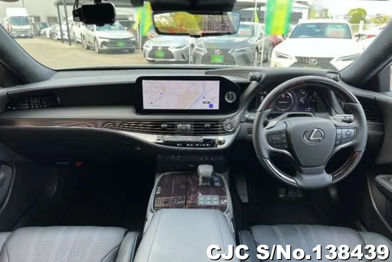 2024 Lexus / LS500H Stock No. 138439