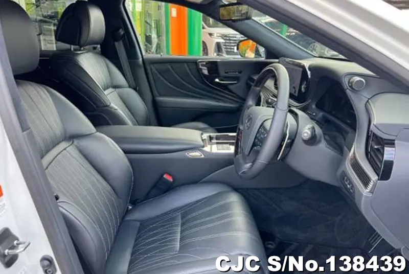 2024 Lexus / LS500H Stock No. 138439