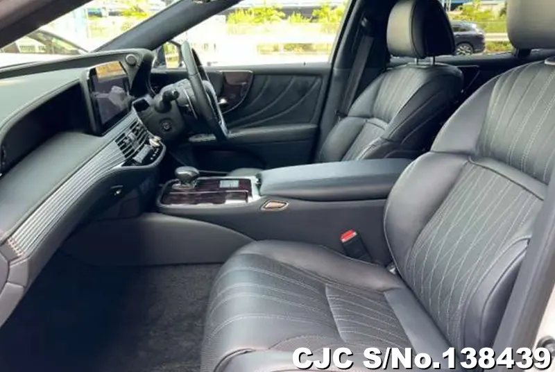2024 Lexus / LS500H Stock No. 138439