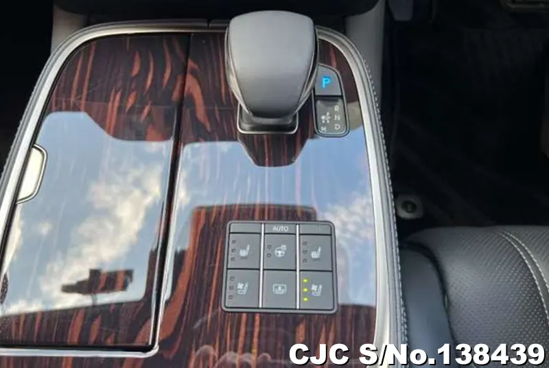 2024 Lexus / LS500H Stock No. 138439