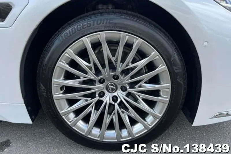 2024 Lexus / LS500H Stock No. 138439